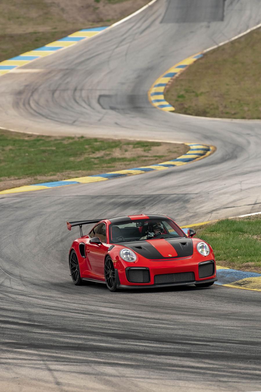  Porsche 911 GT2 RS (991) 2017 года  (NA) (фото 42 из 42)